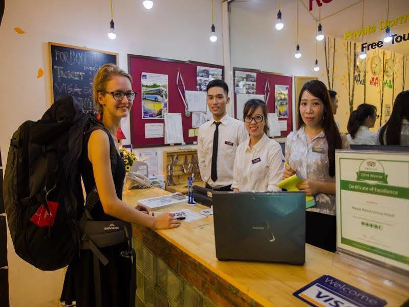 Az Hanoi Hostel Экстерьер фото