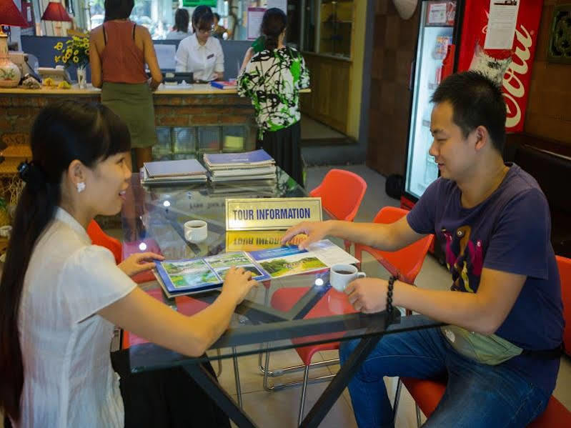Az Hanoi Hostel Экстерьер фото