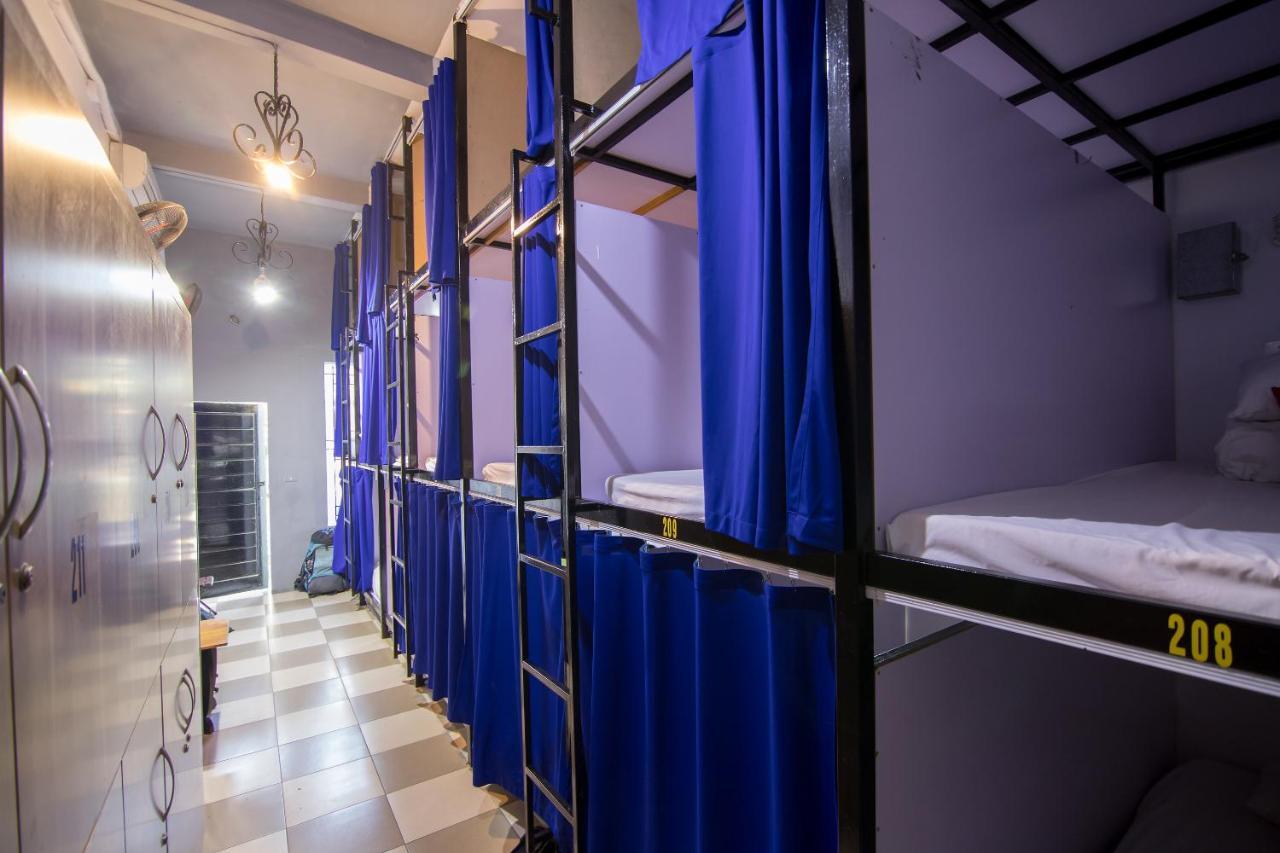 Az Hanoi Hostel Экстерьер фото