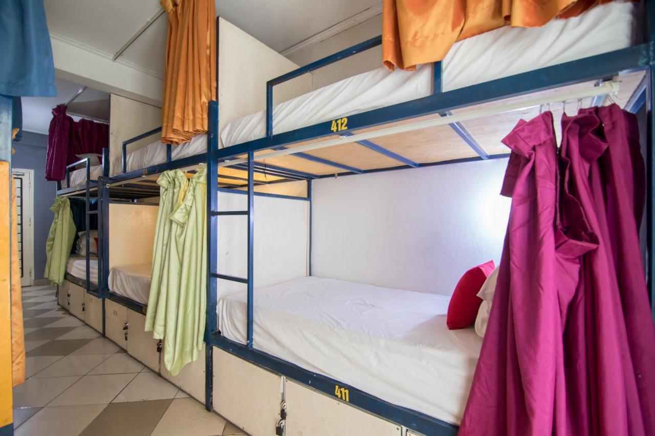 Az Hanoi Hostel Экстерьер фото